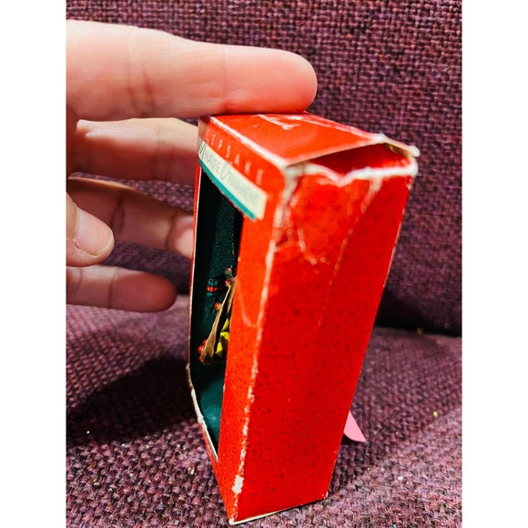 Hallmark, miniature ornament country wreath - Picture 2 of 4